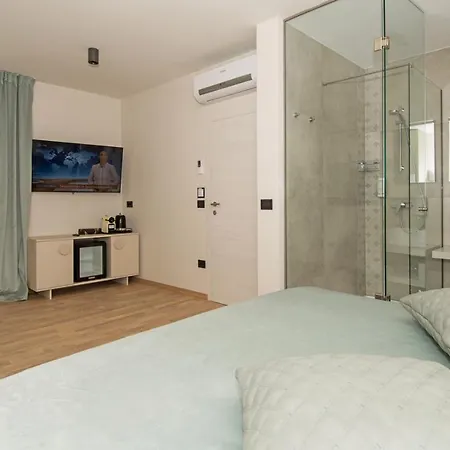 Pensionat Fra&kat 4*