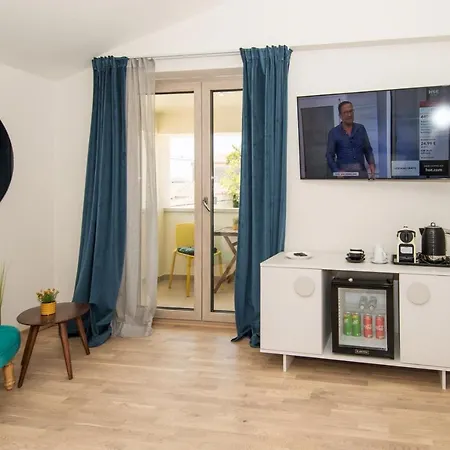 Fra&kat Guest house