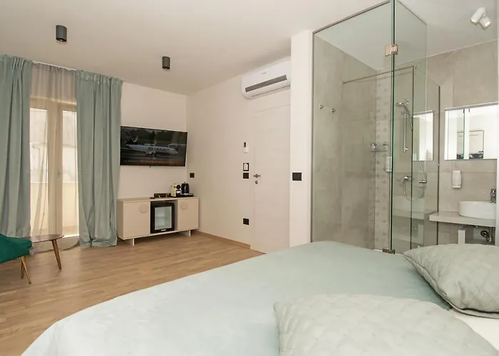 Fra&kat Guest house 4*