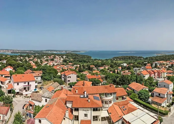 Fra&kat Gostinjska kuća 4*